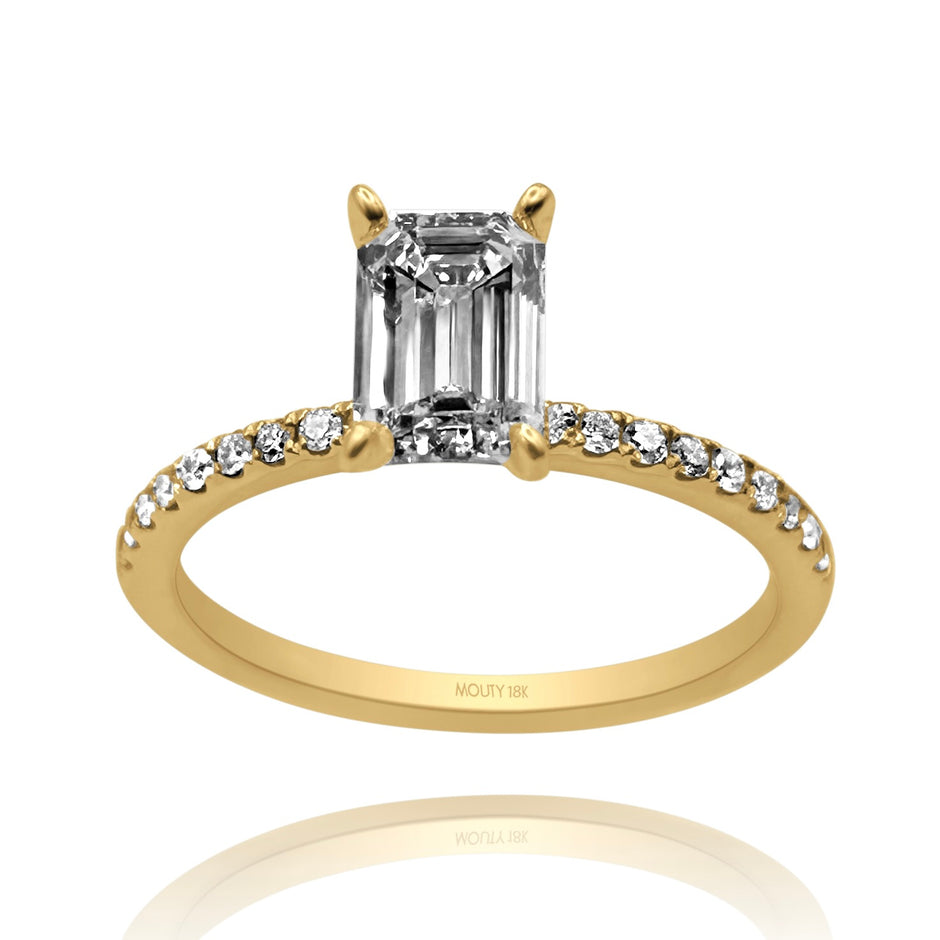 Anillo de compromiso en oro