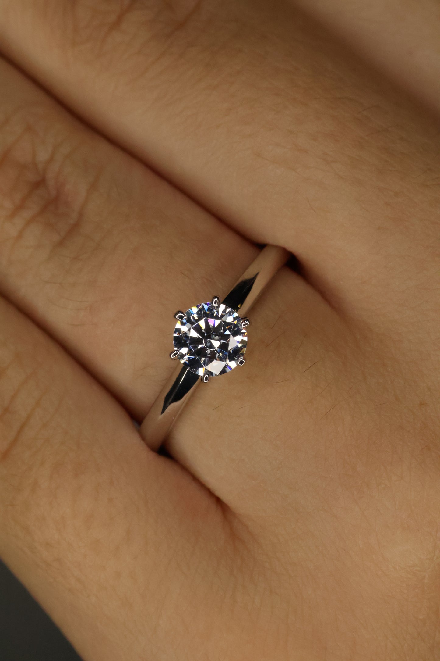 Anillo Oro Blanco 14k con Circonia Mod.16088