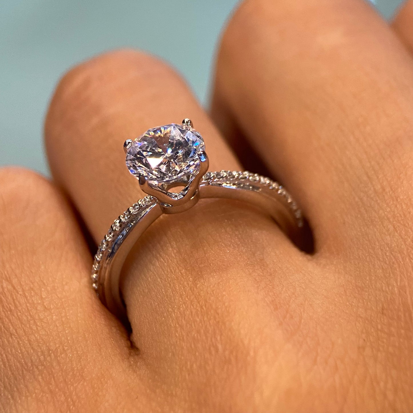 Anillo de compromiso en oro
