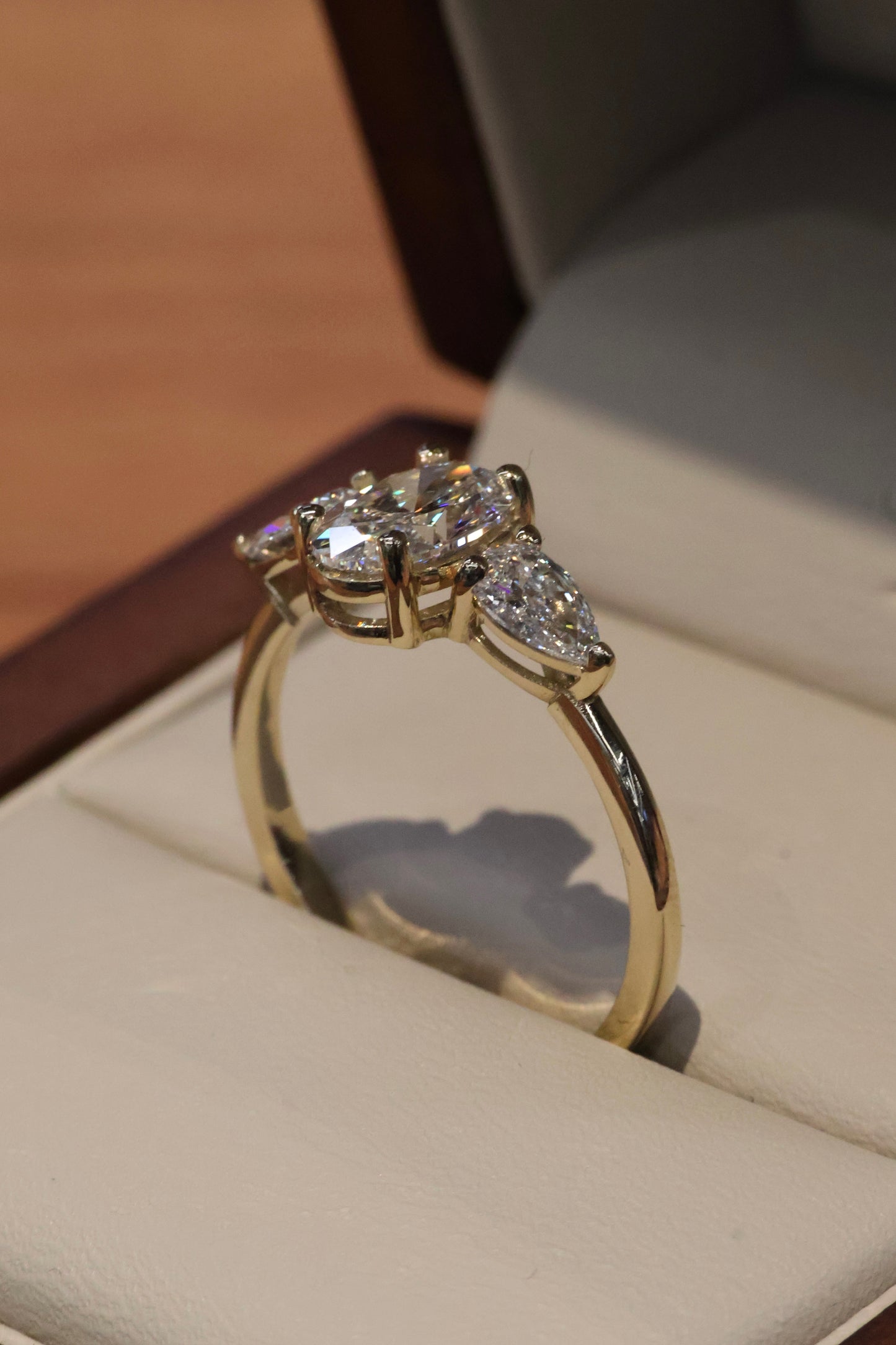 Camille en oro 1.00 ct