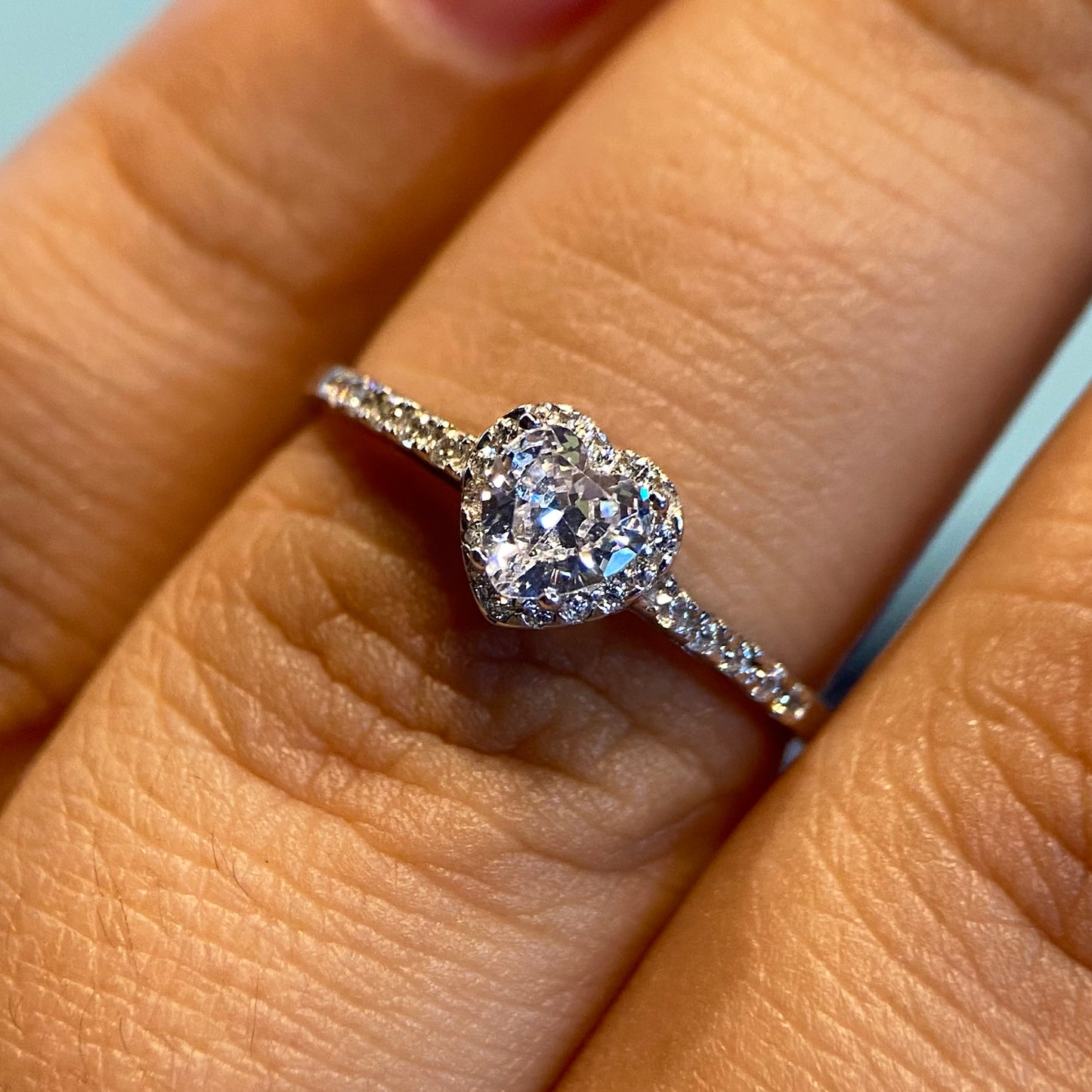 Anillo de compromiso en oro