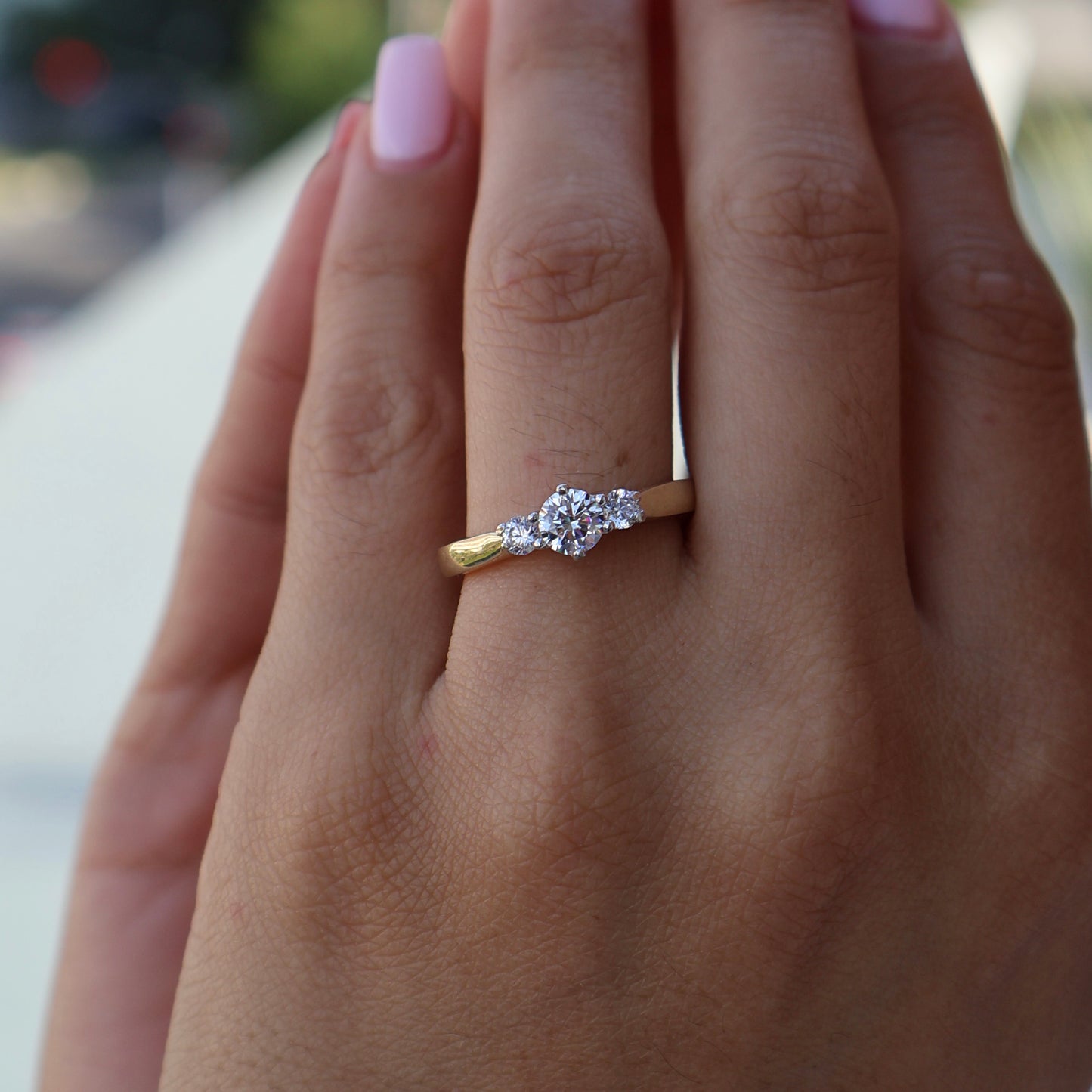 Anillo de compromiso en oro