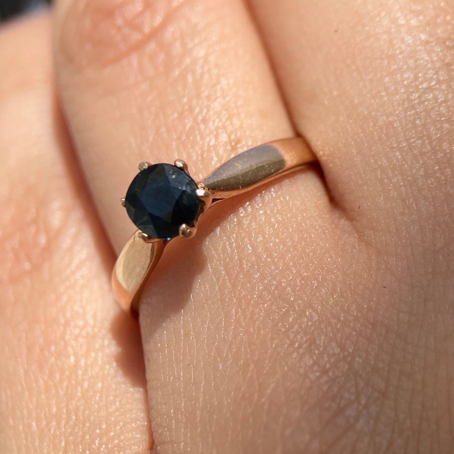 Anillo de compromiso en oro