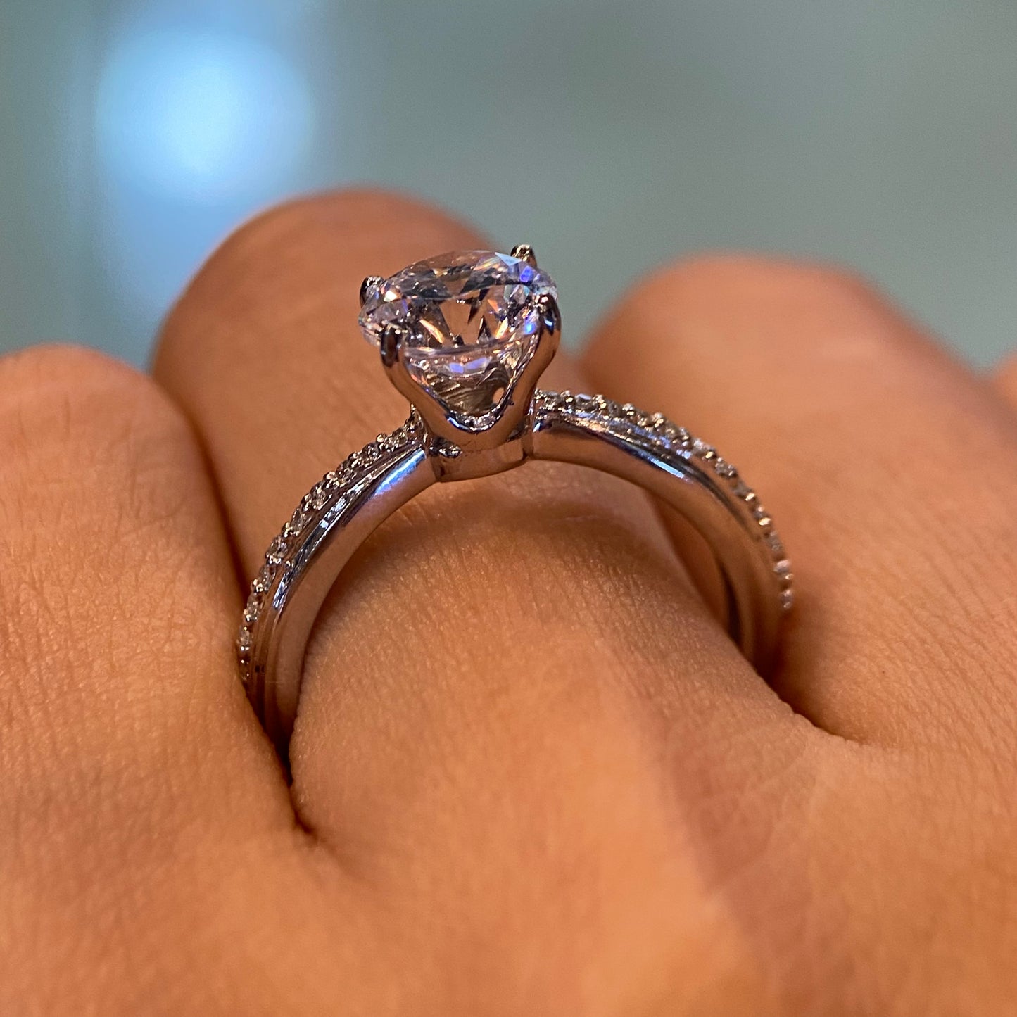 Anillo de compromiso en oro