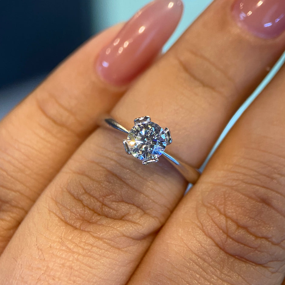 Anillo de compromiso en oro