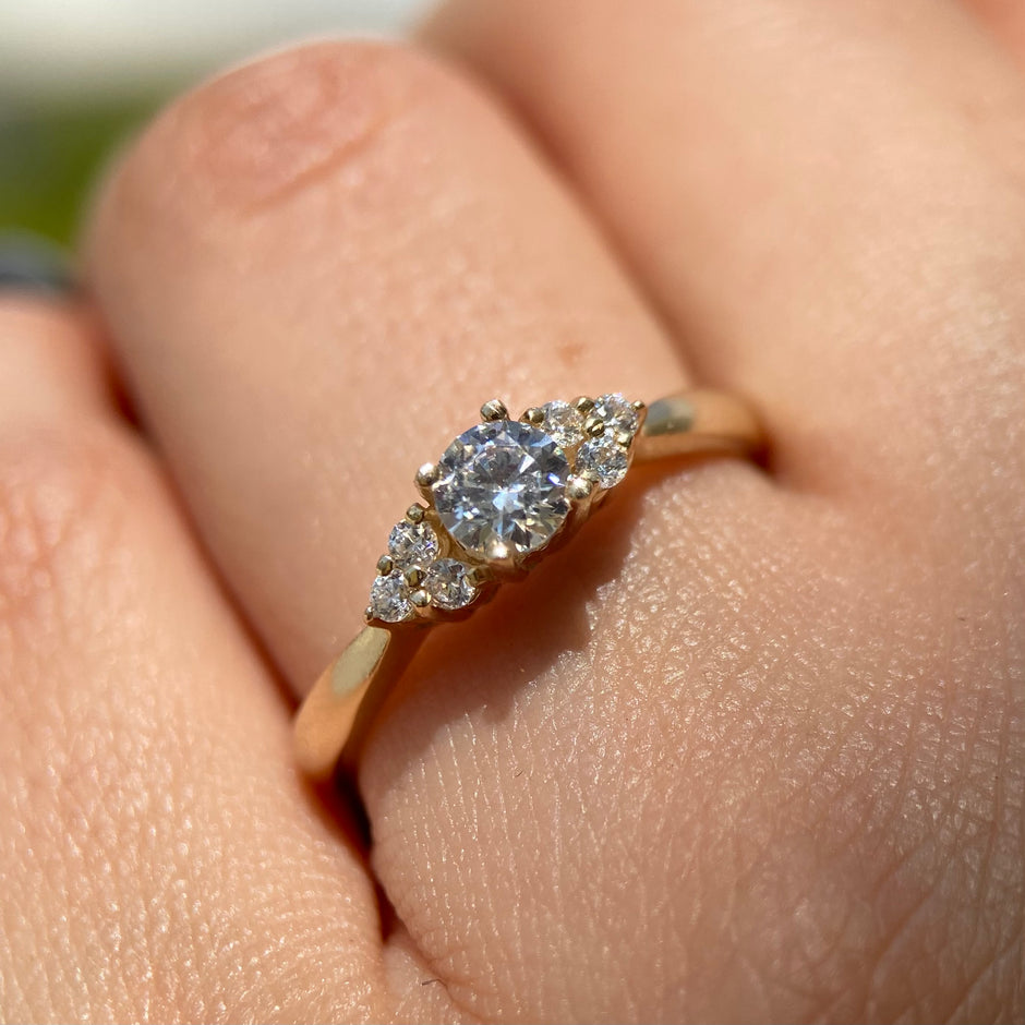Anillo de compromiso en oro