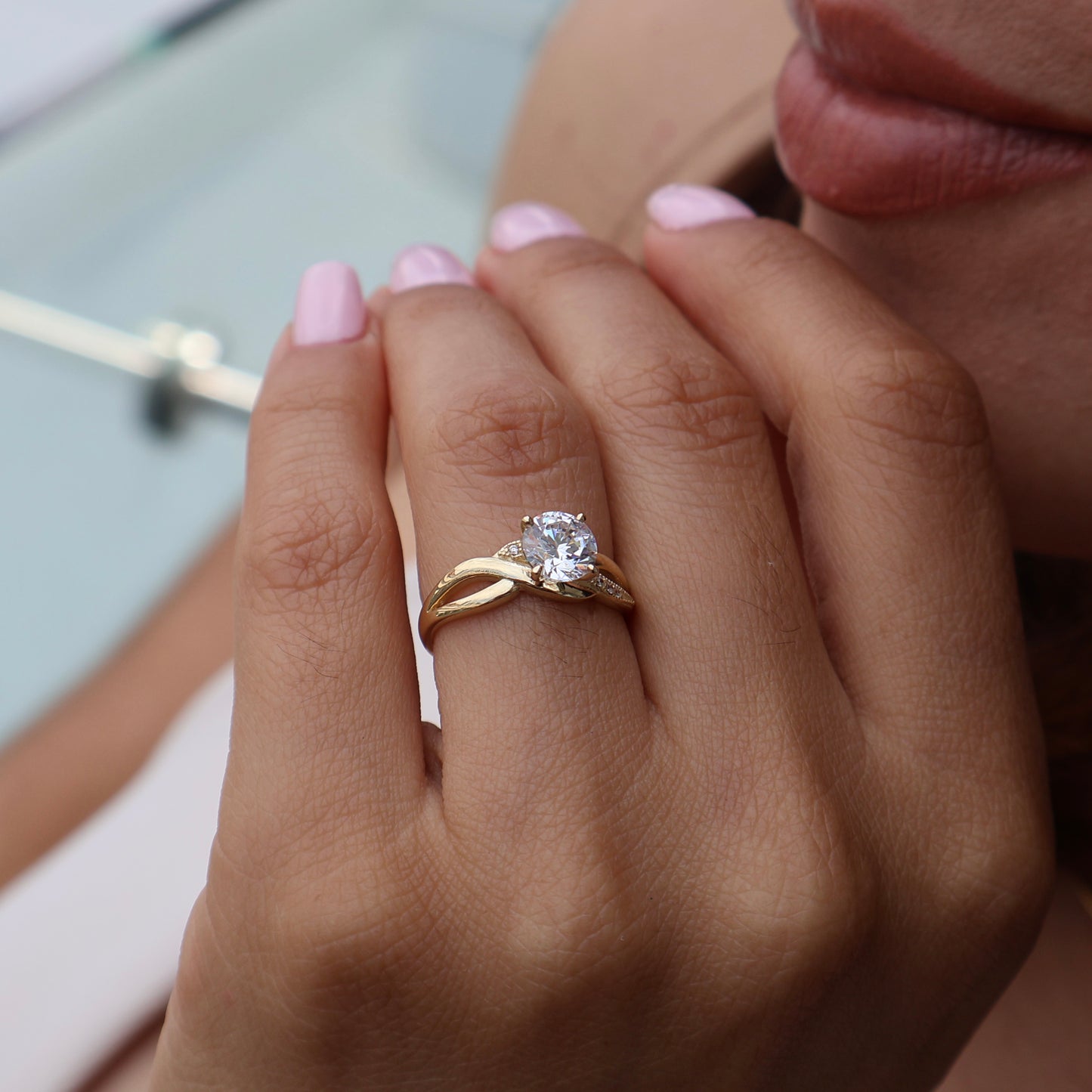 Anillo de compromiso en oro