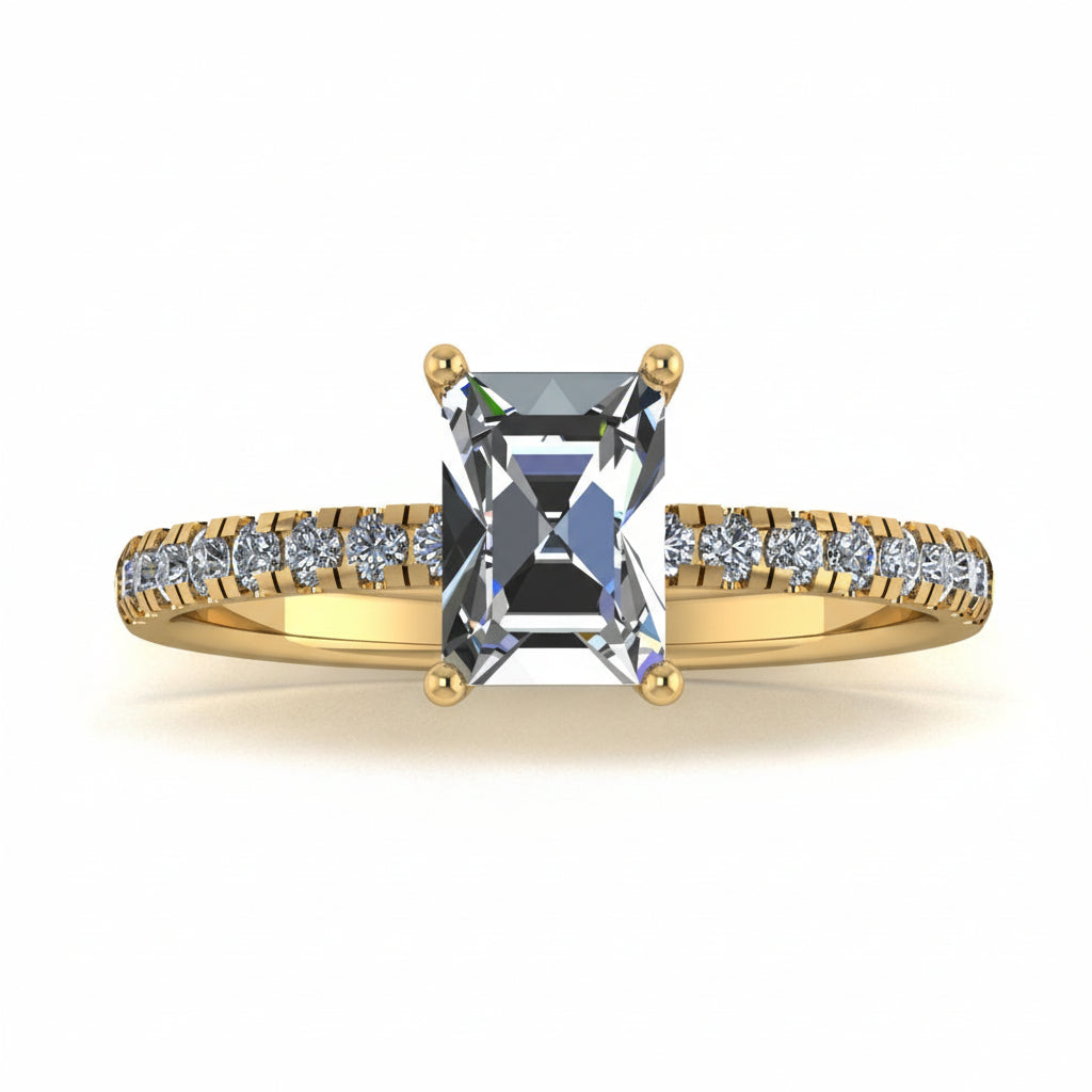 Anillo Val en Oro corte esmeralda
