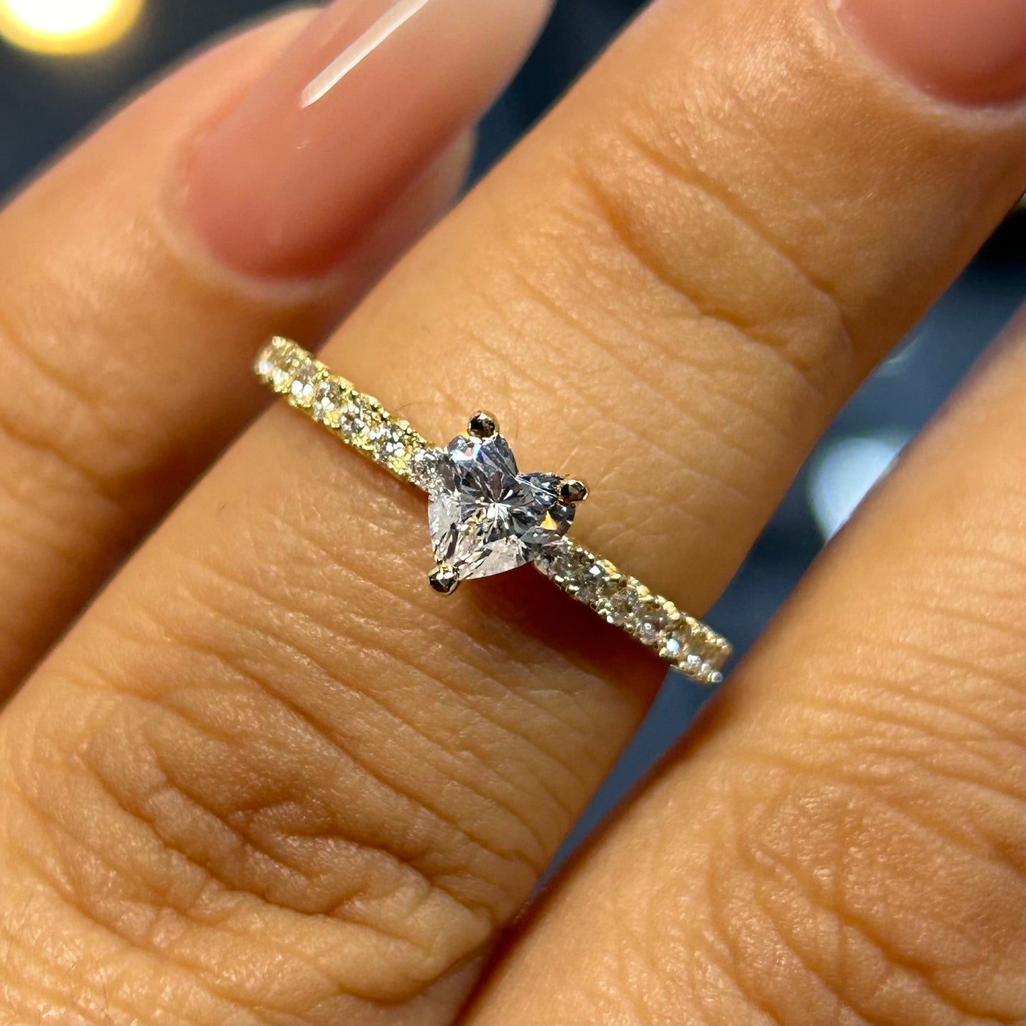 Anillo de compromiso en oro