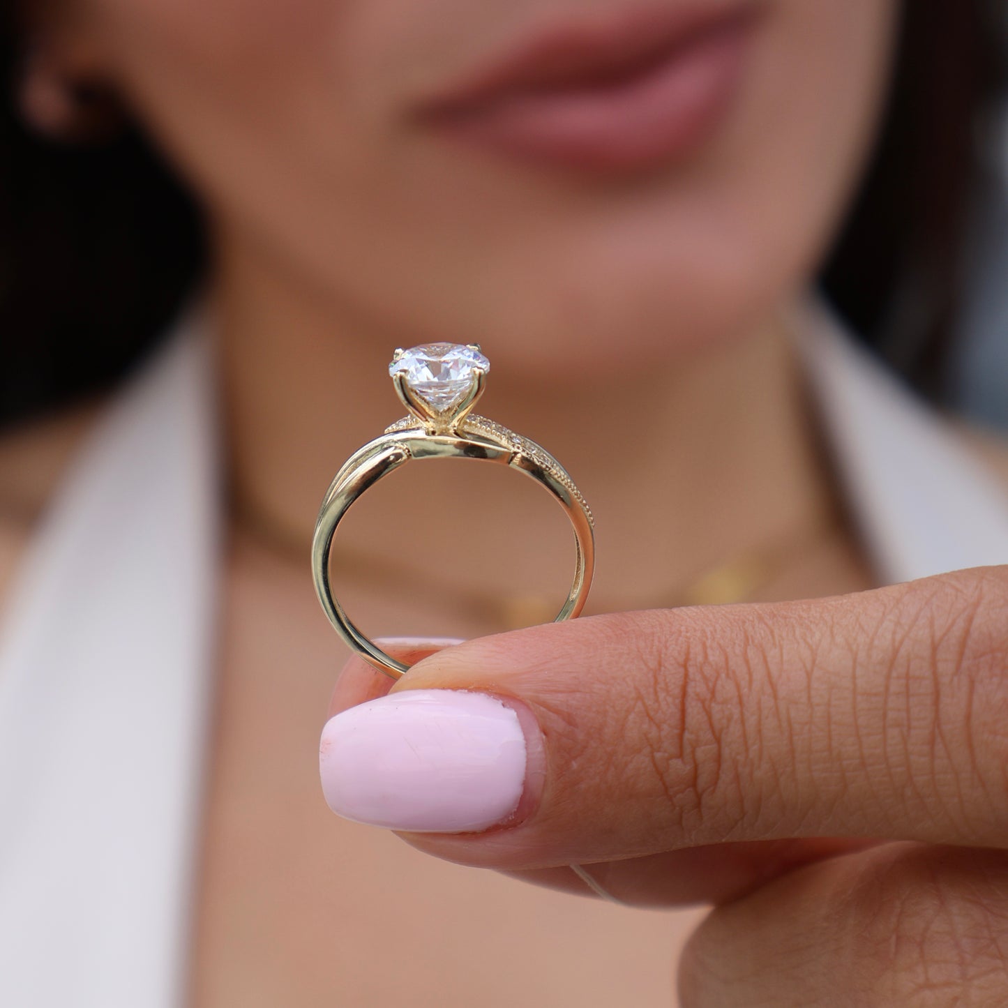 Anillo de compromiso en oro