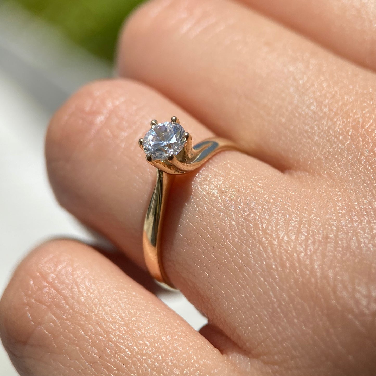 Ring in 14k yellow gold with white zirconia MAN254
