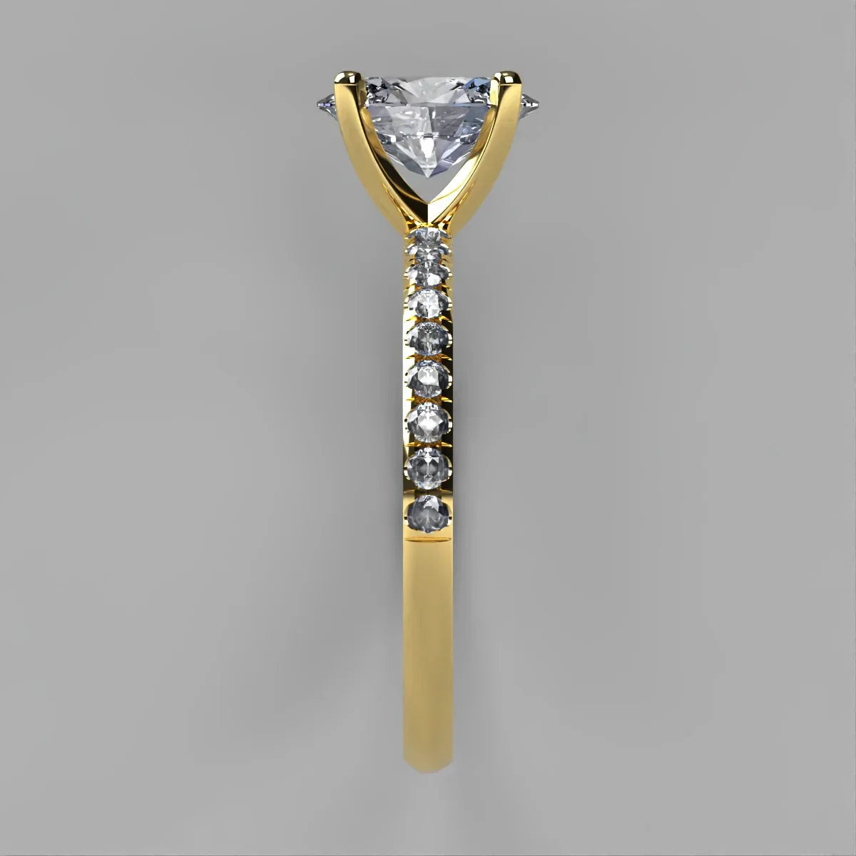 Anillo Meghan en oro amarillo corte oval con circonia
