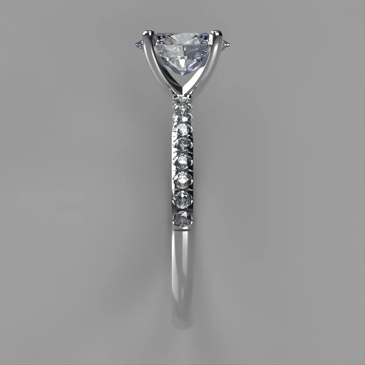 Anillo Meghan en platino corte oval con circonia