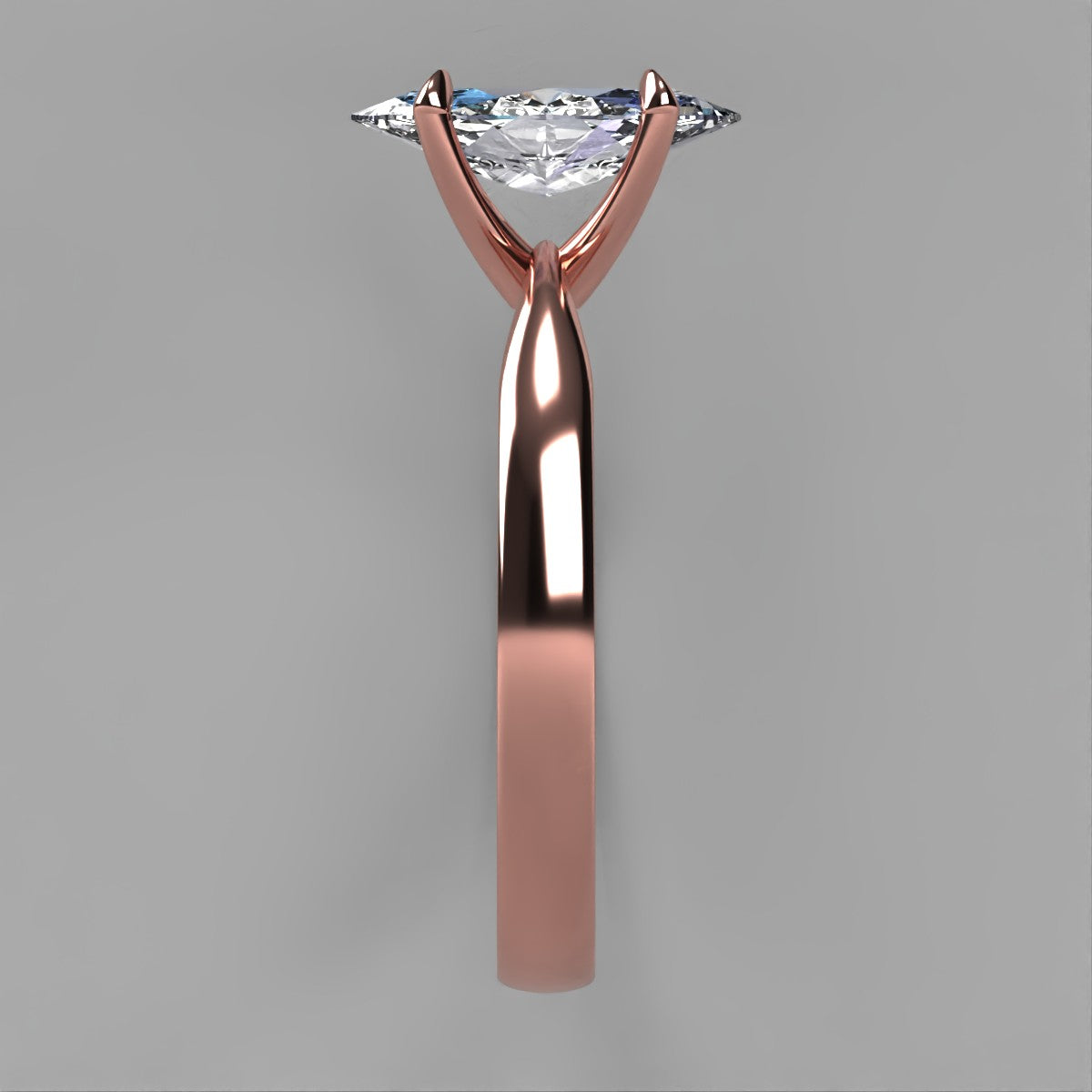 Anillo Emily en oro rosa corte marquise con circonia