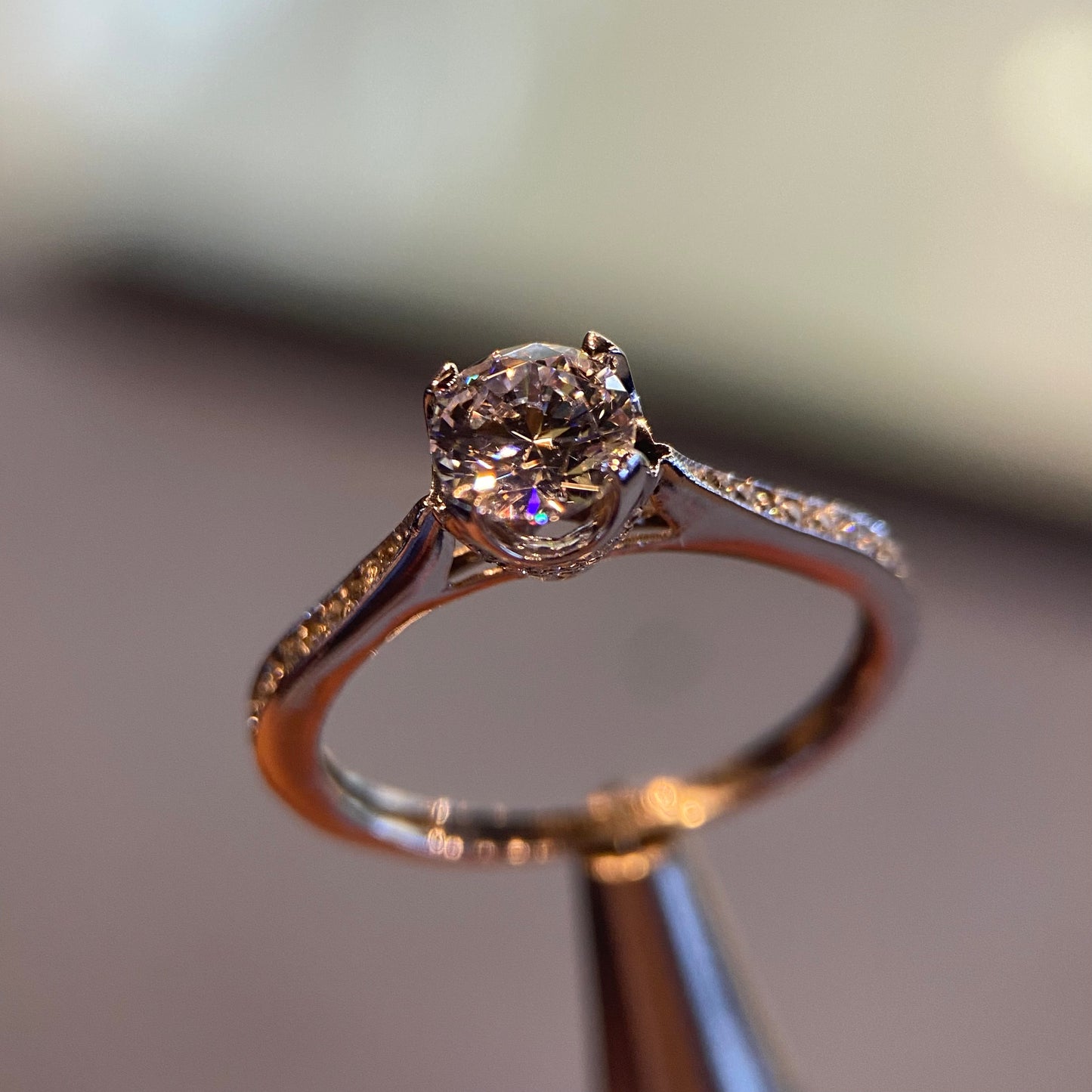 Anillo de compromiso en oro