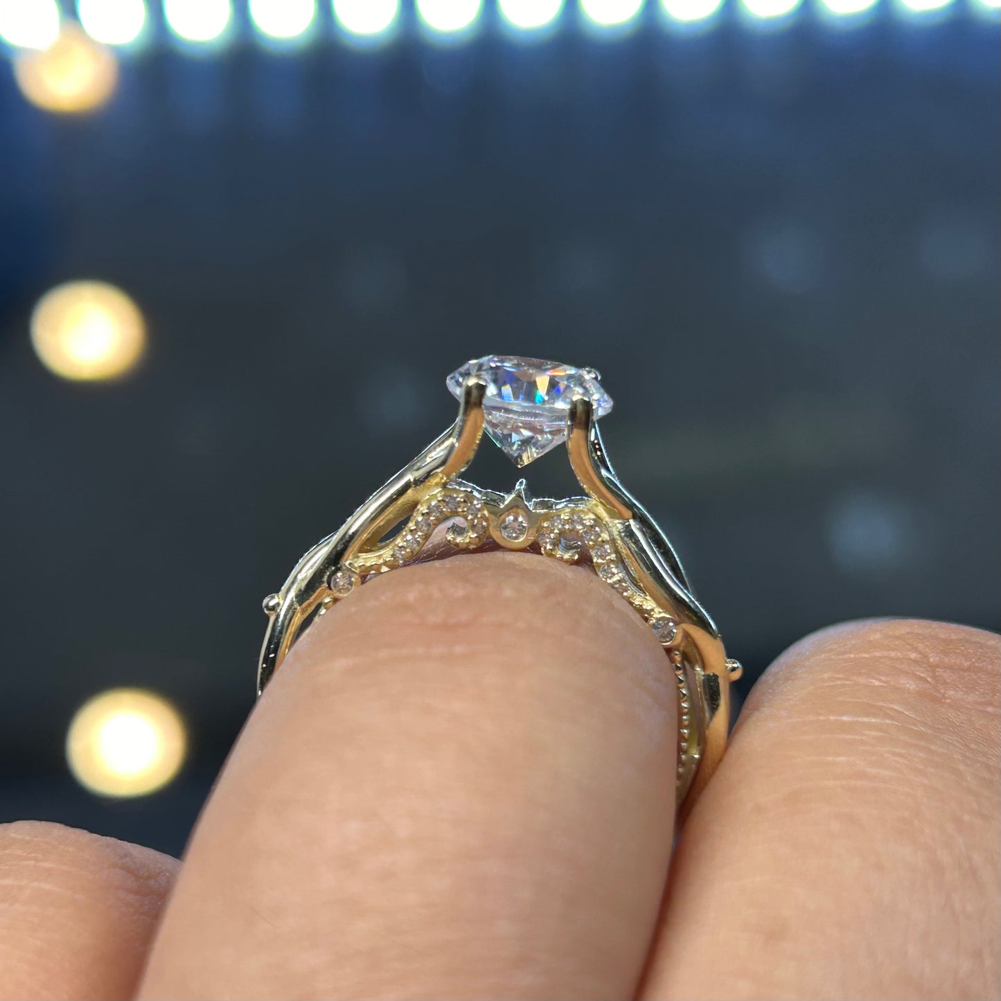 Anillo de compromiso en oro