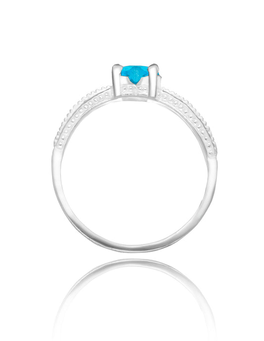 Anillo Fanny en oro blanco 10k con circonia azul cielo