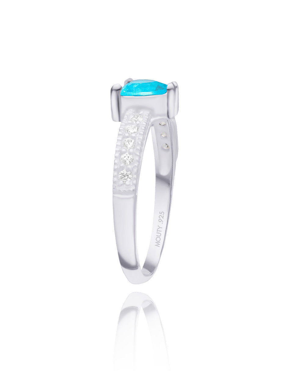 Anillo Fanny en plata con circonia azul cielo