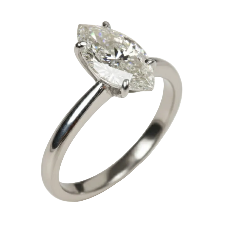 Anillo Emily en oro corte marquise