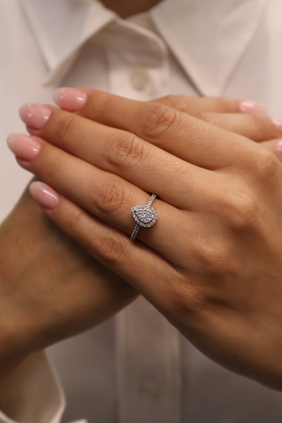 Anillo Verónica en oro amarillo 14k con diamantes naturales .25 cts