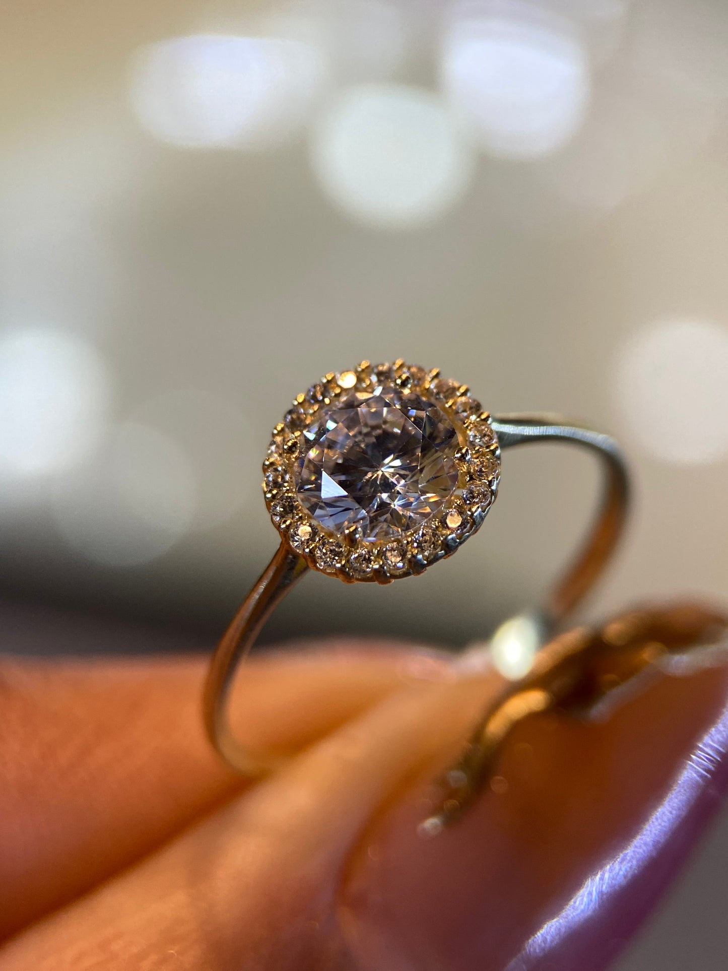 Anillo de compromiso en oro