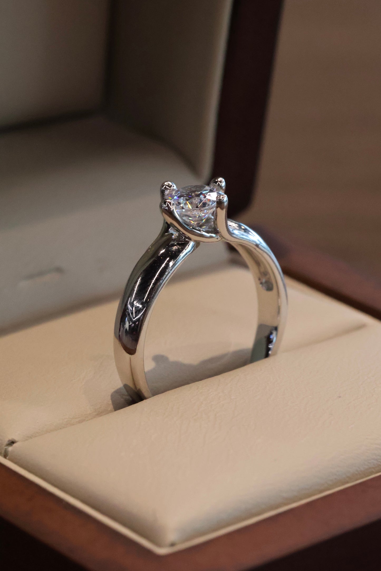 Anillo de compromiso en oro