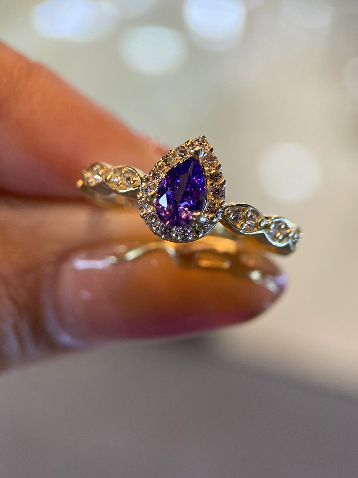 Anillo de compromiso en oro