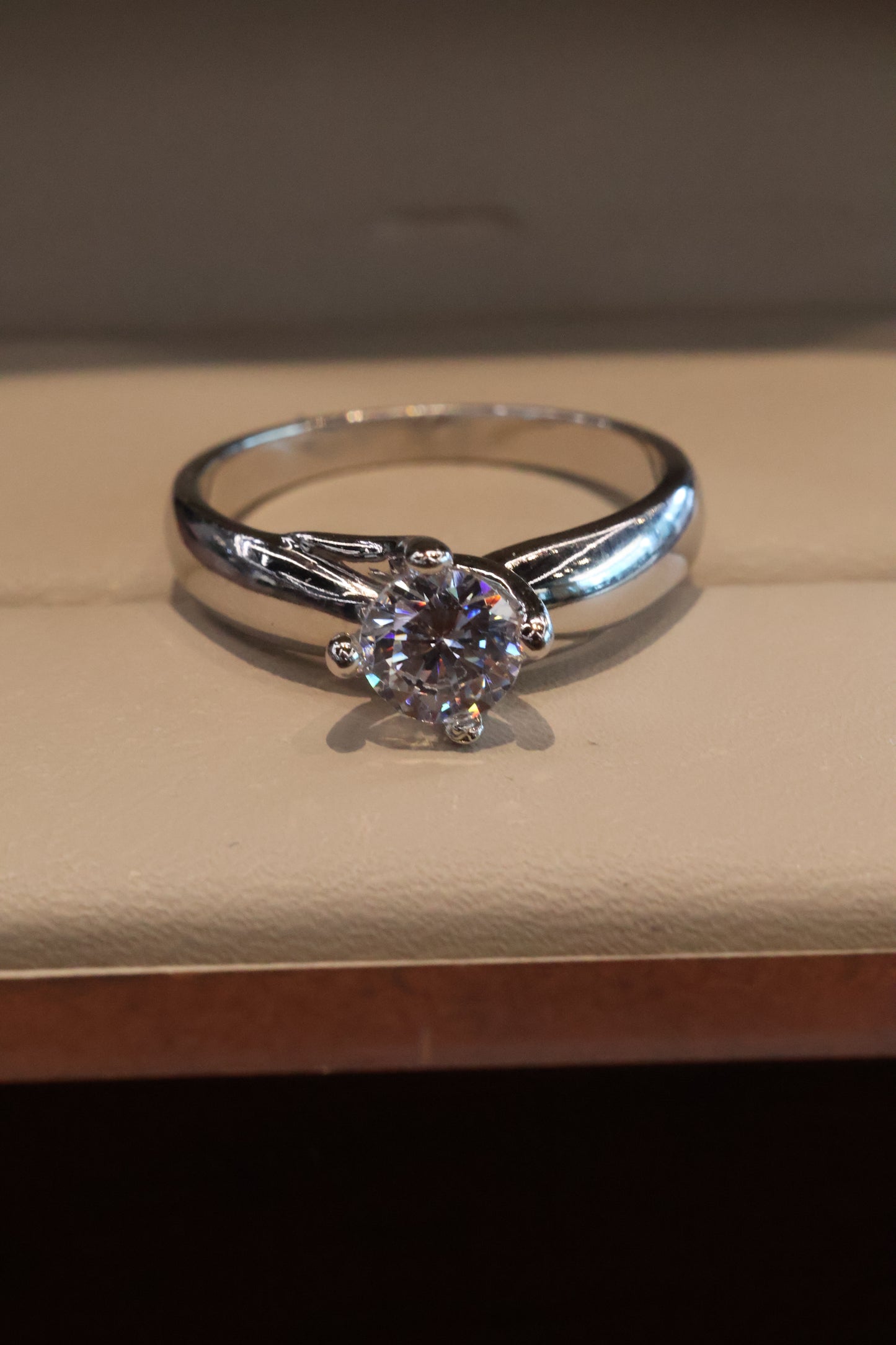 Anillo de compromiso en oro