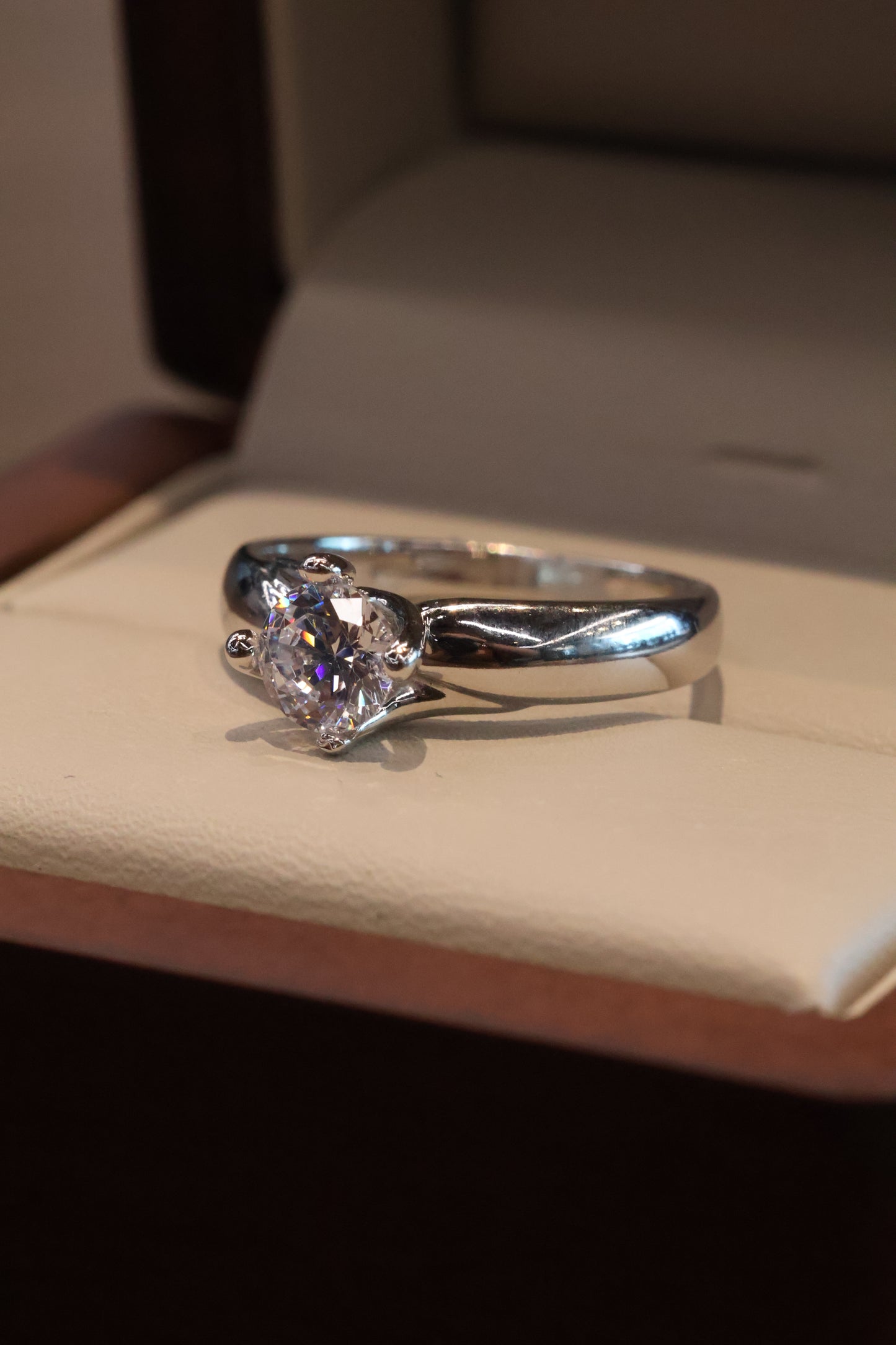 Anillo de compromiso en oro