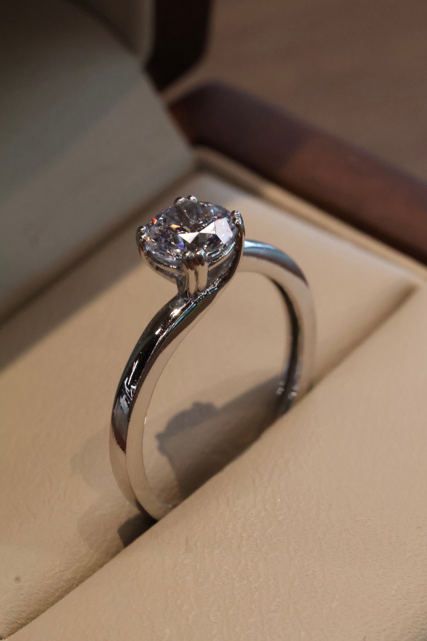 Anillo de compromiso en oro