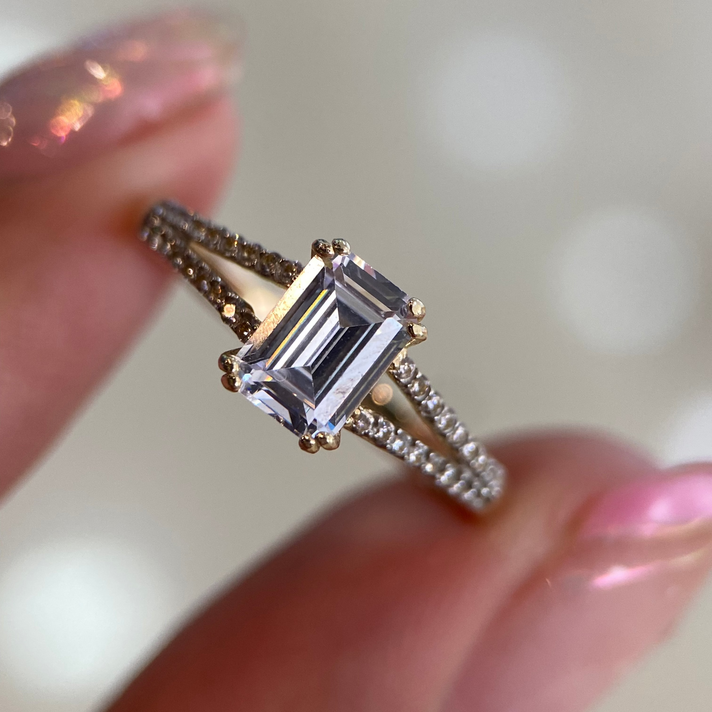 Anillo de compromiso en oro