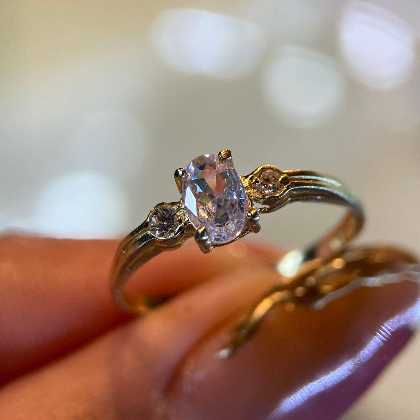 Anillo de compromiso en oro