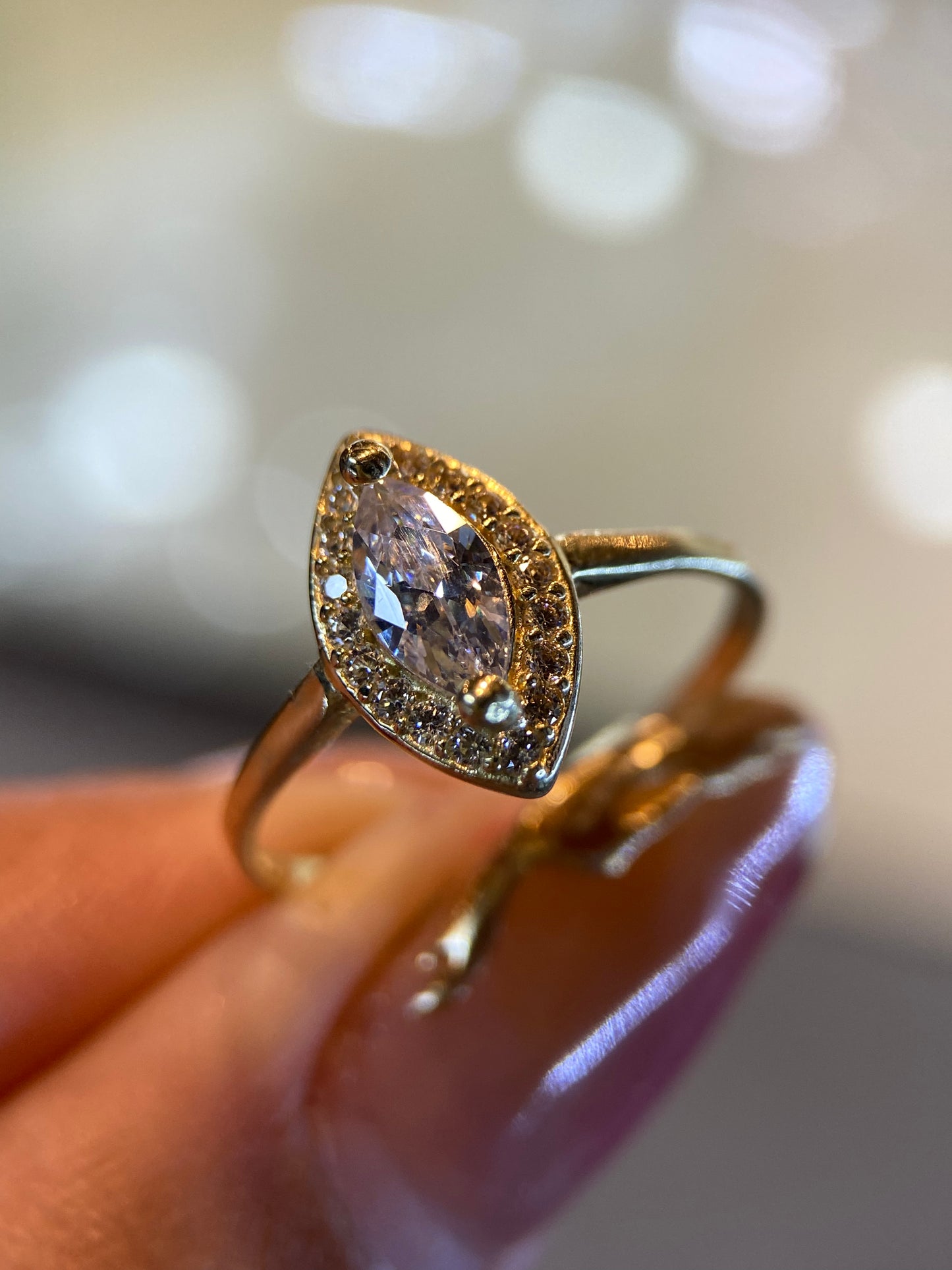 Anillo de compromiso en oro