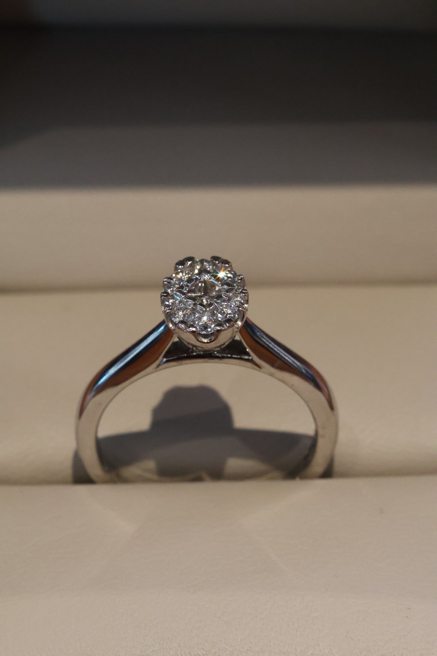 Anillo OF1902 en oro blanco 14k con diamante natural .38cts