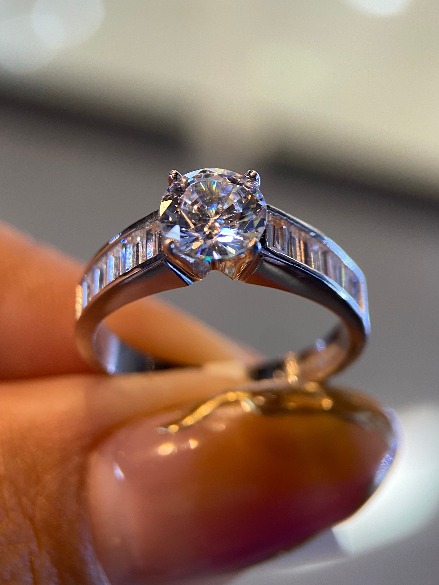 Anillo de compromiso en oro