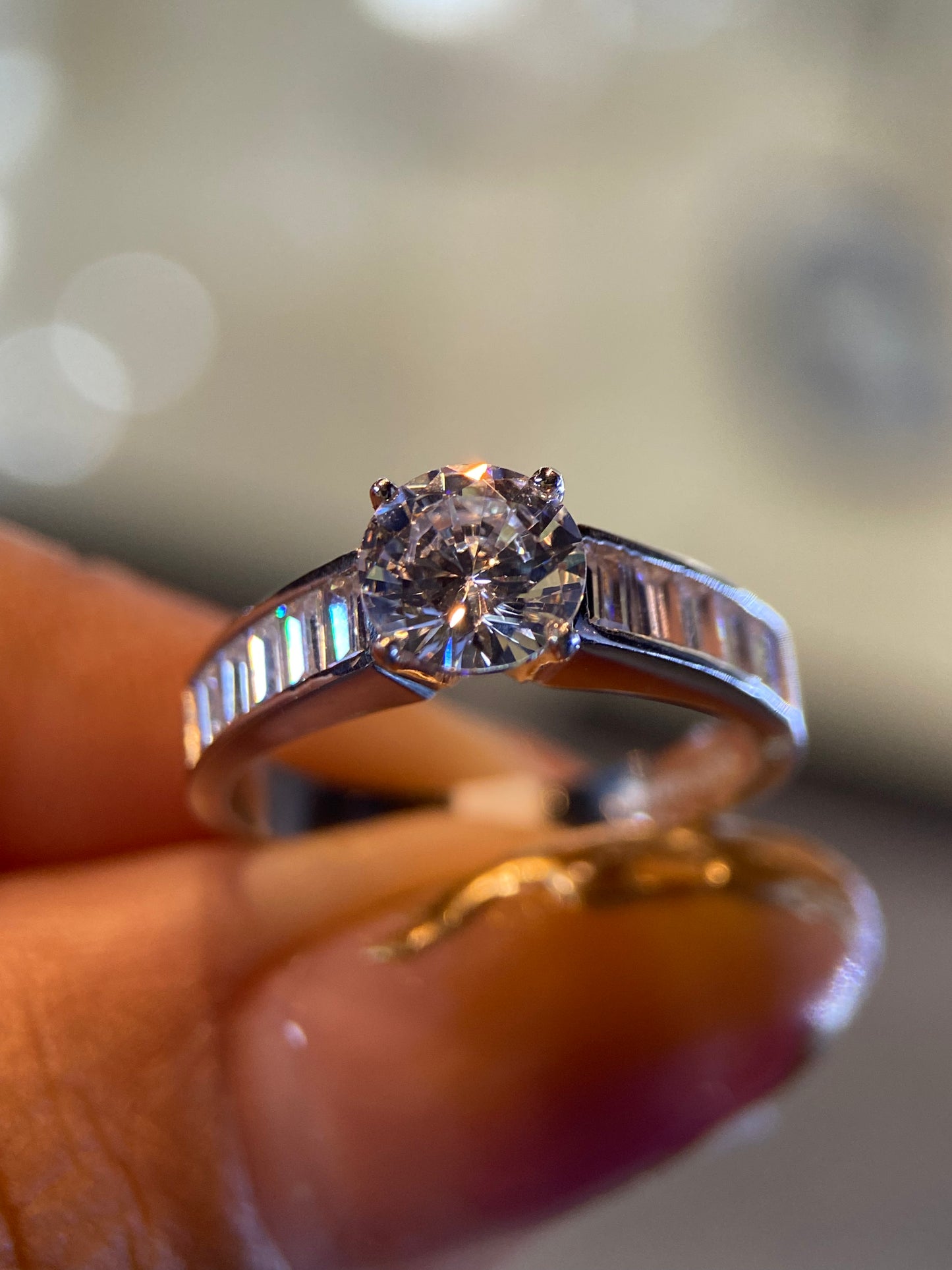 Anillo de compromiso en oro