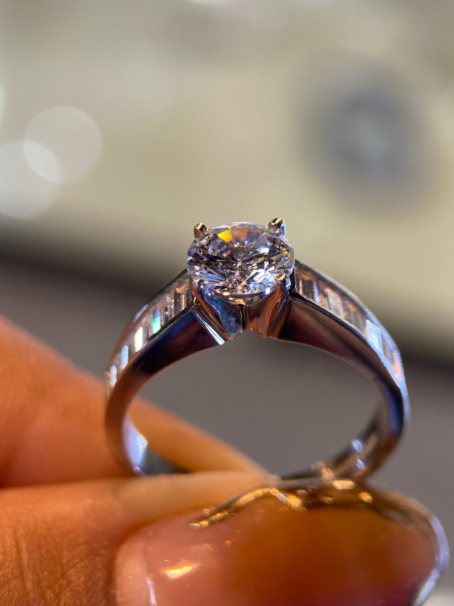 Anillo de compromiso en oro