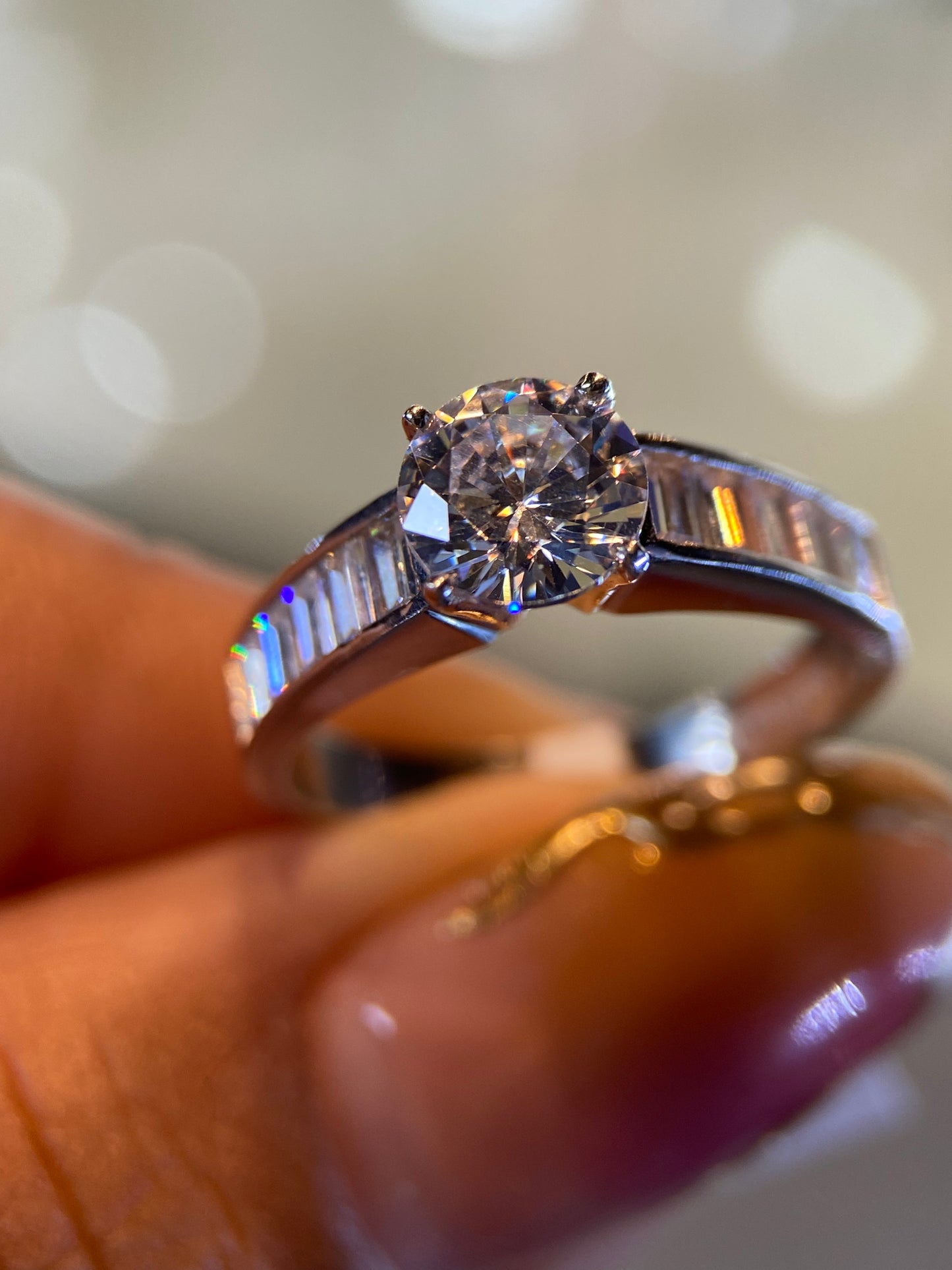 Anillo de compromiso en oro