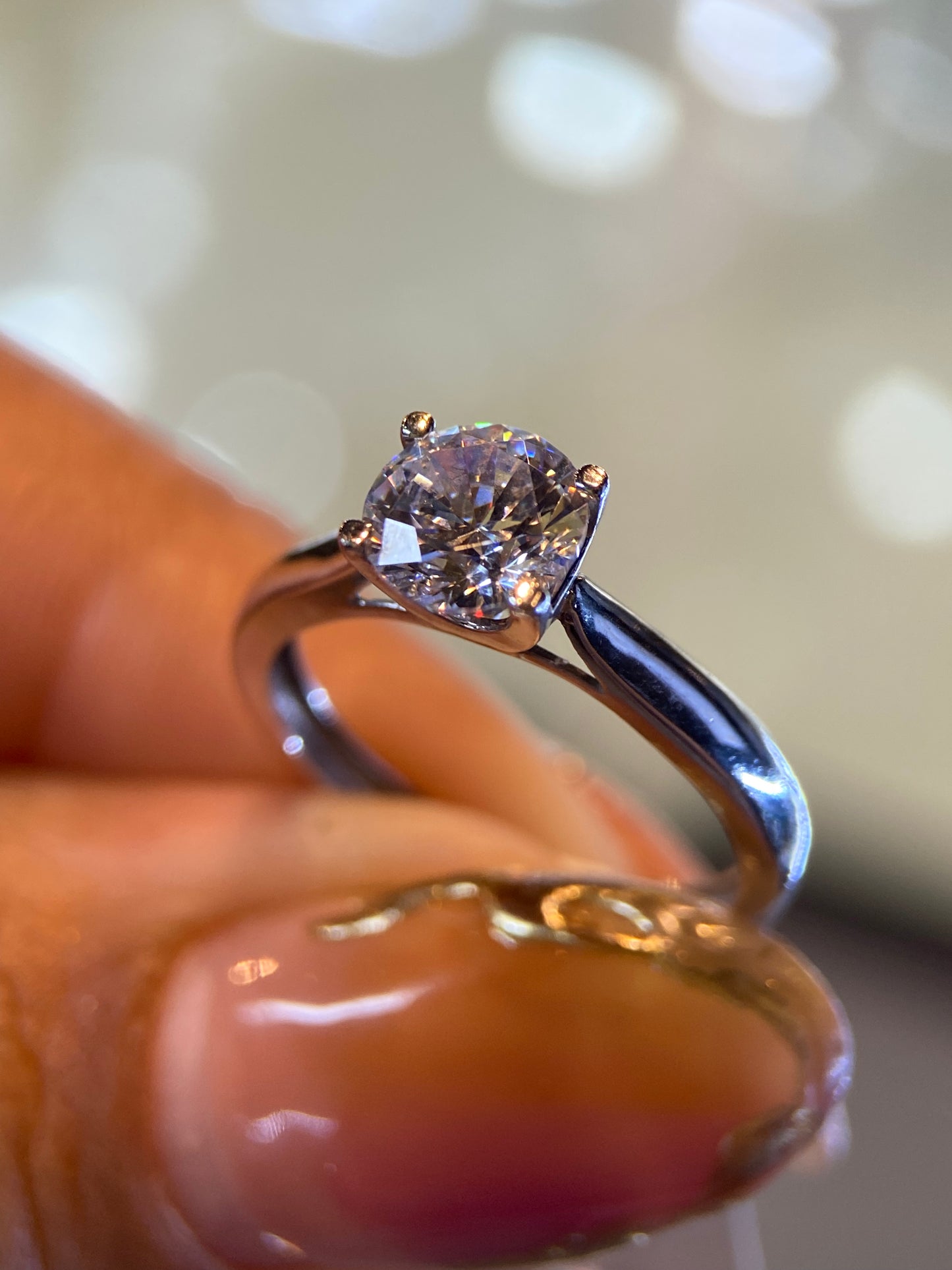 Anillo de compromiso en oro