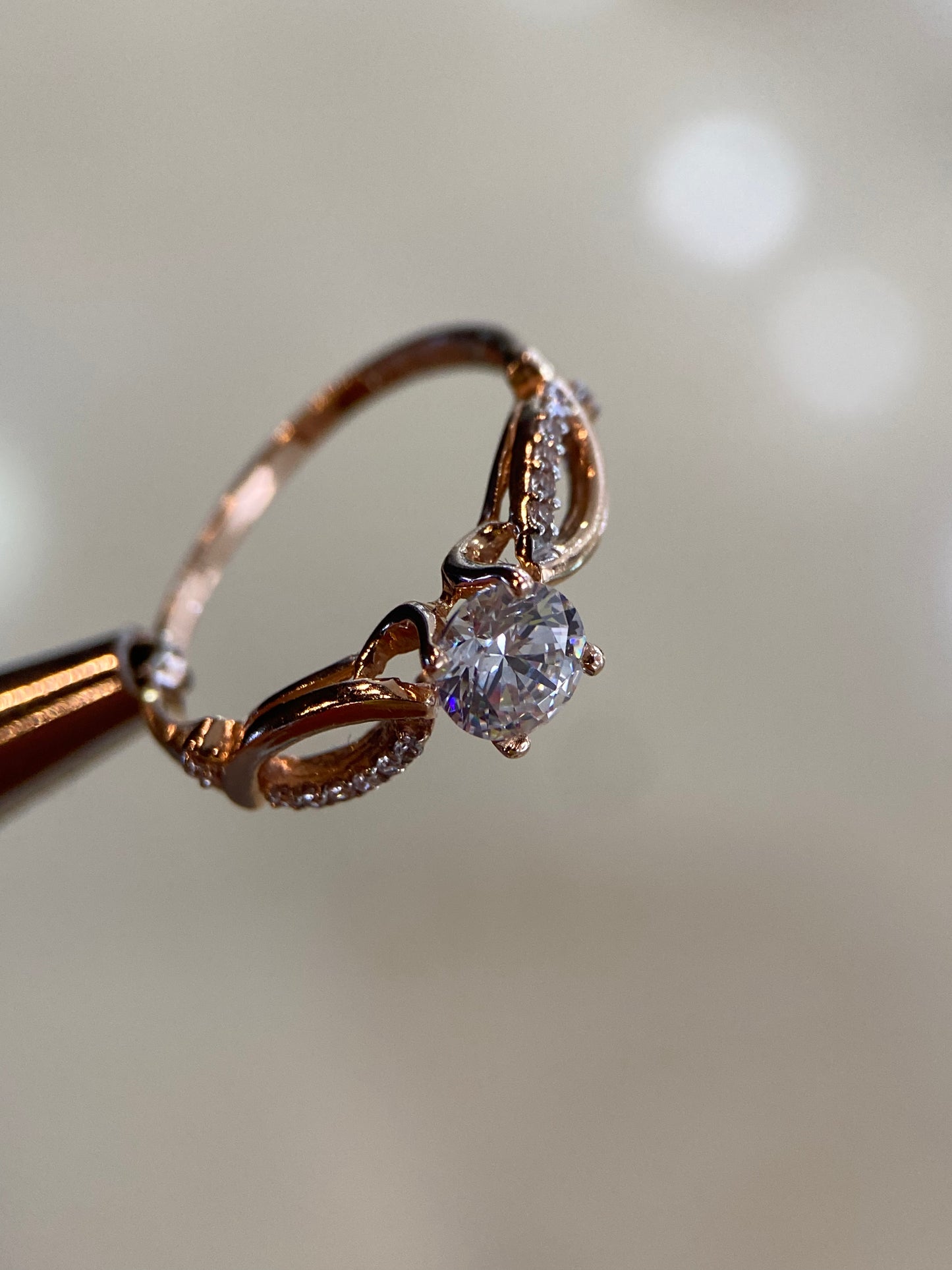 Anillo de compromiso en oro