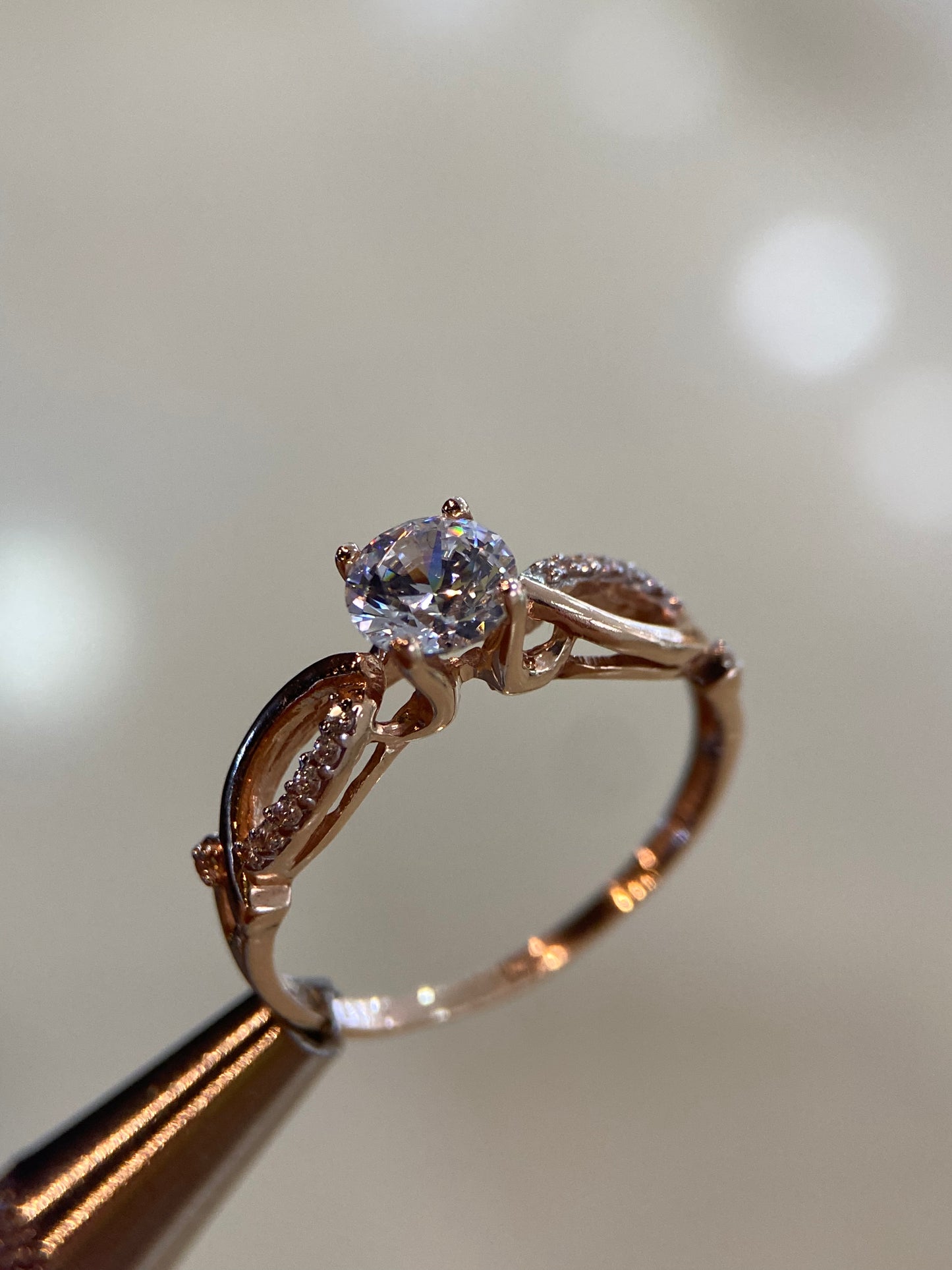 Anillo de compromiso en oro
