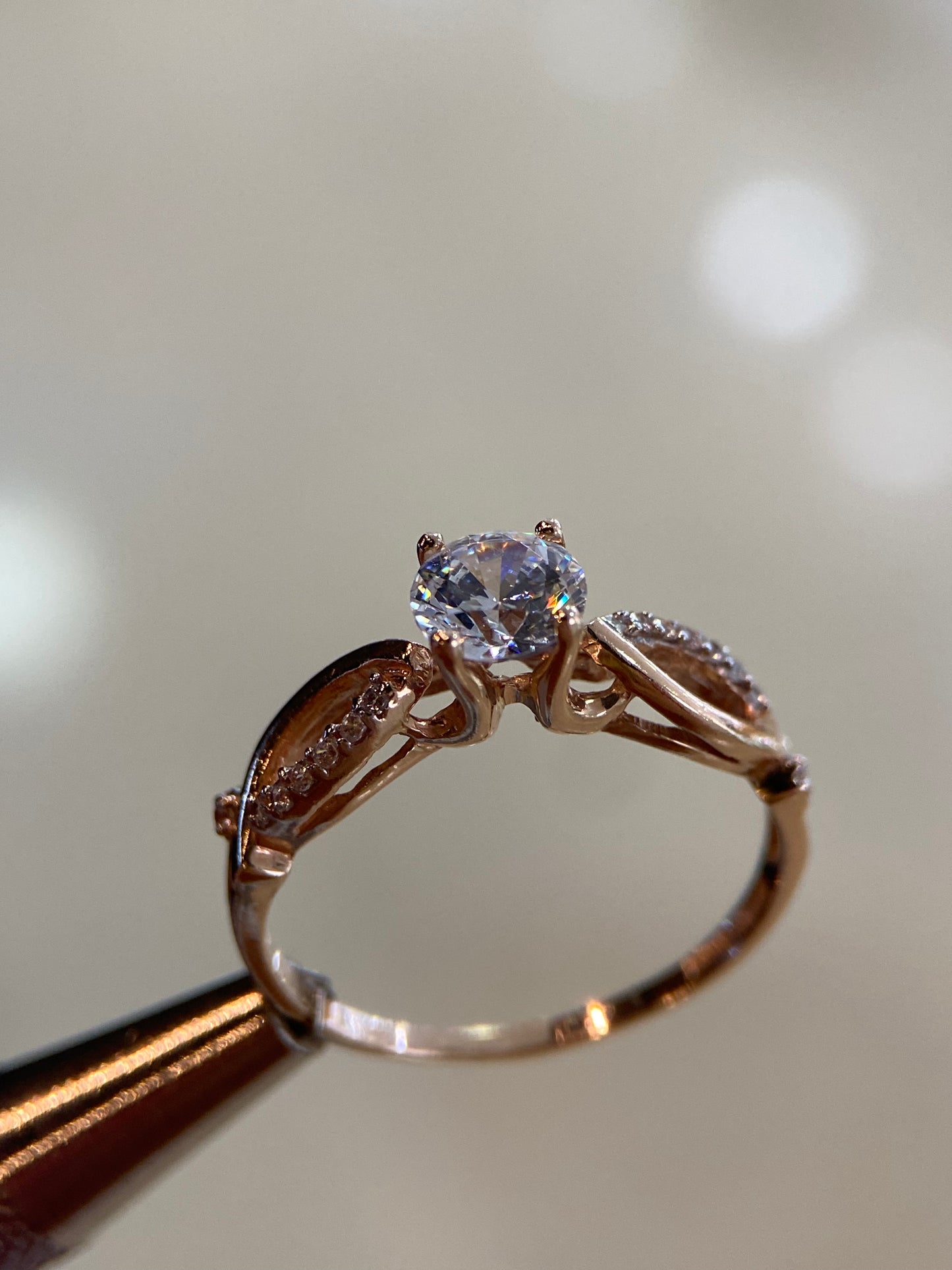 Anillo de compromiso en oro