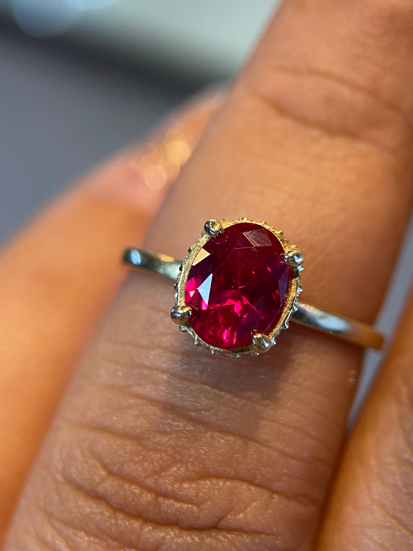 Anillo de compromiso en oro