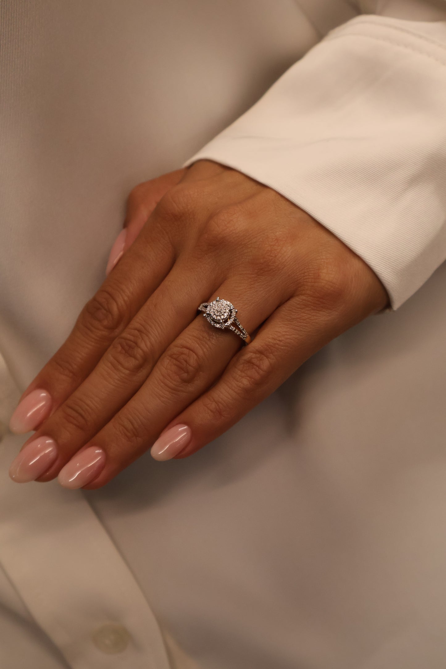 Anillo OF1773 en oro amarillo 14k con diamante natural .18cts