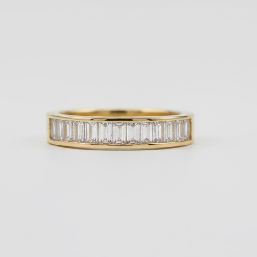 Anillo de compromiso en oro
