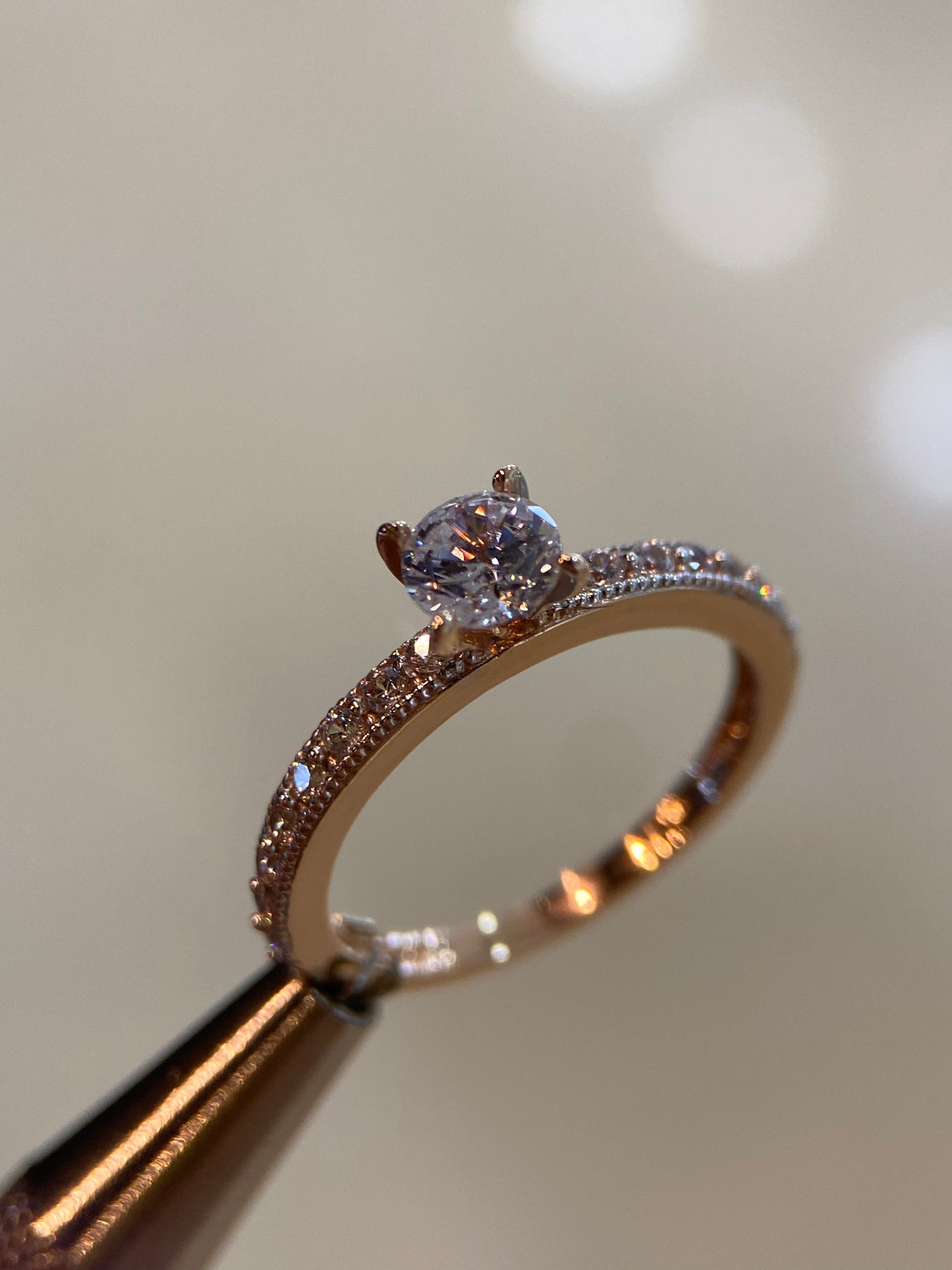 Anillo de compromiso en oro
