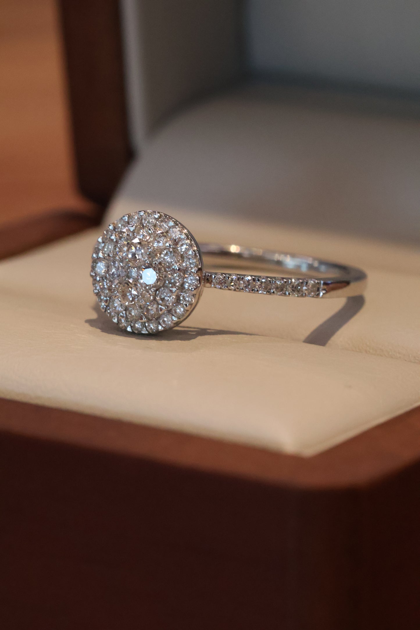 Anillo OF1492 en oro blanco 14k con diamante natural .50cts