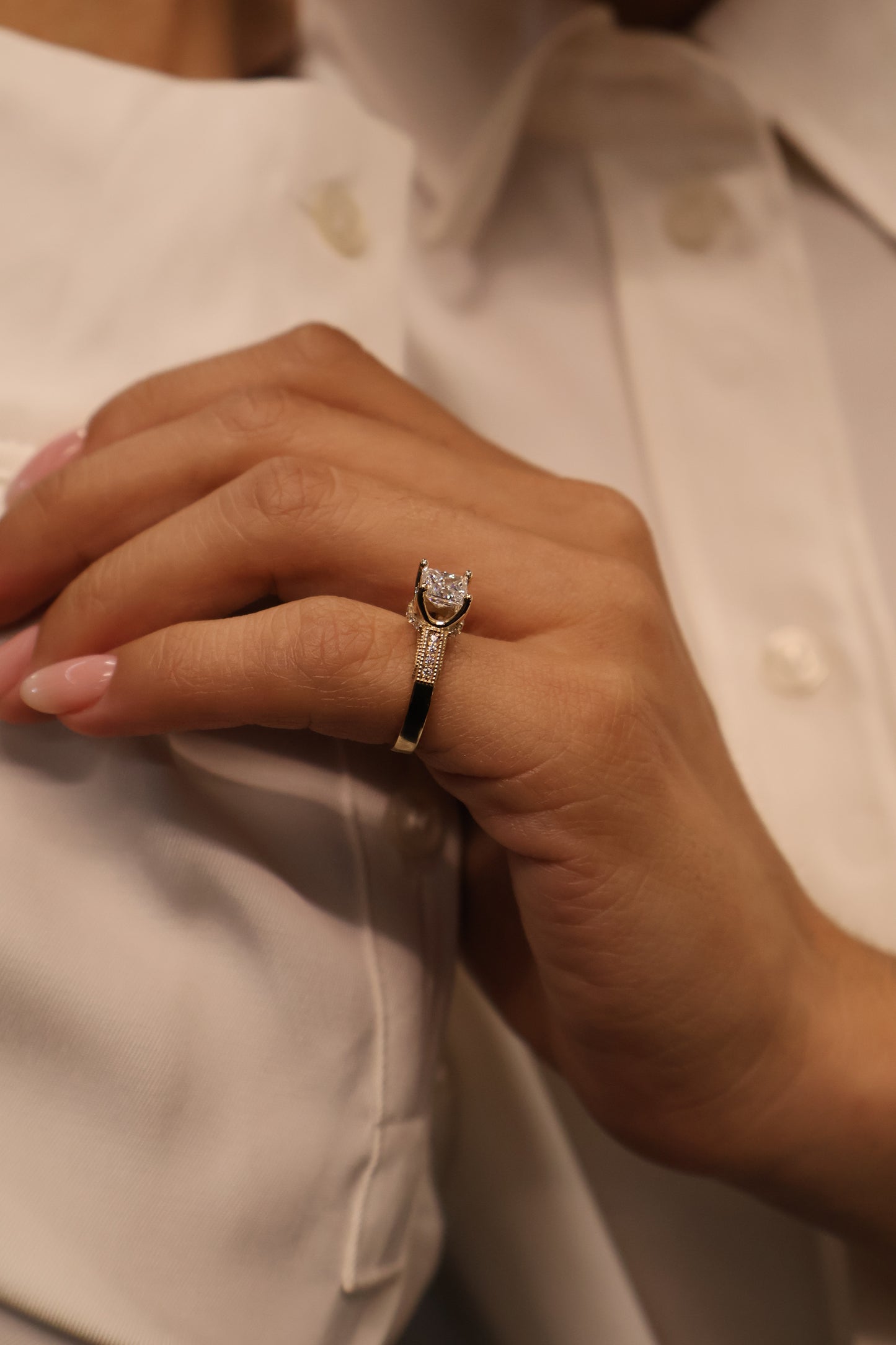 Anillo de compromiso en Oro