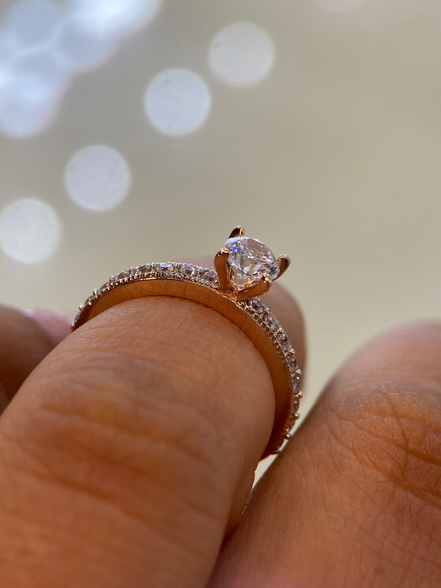 Anillo de compromiso en oro