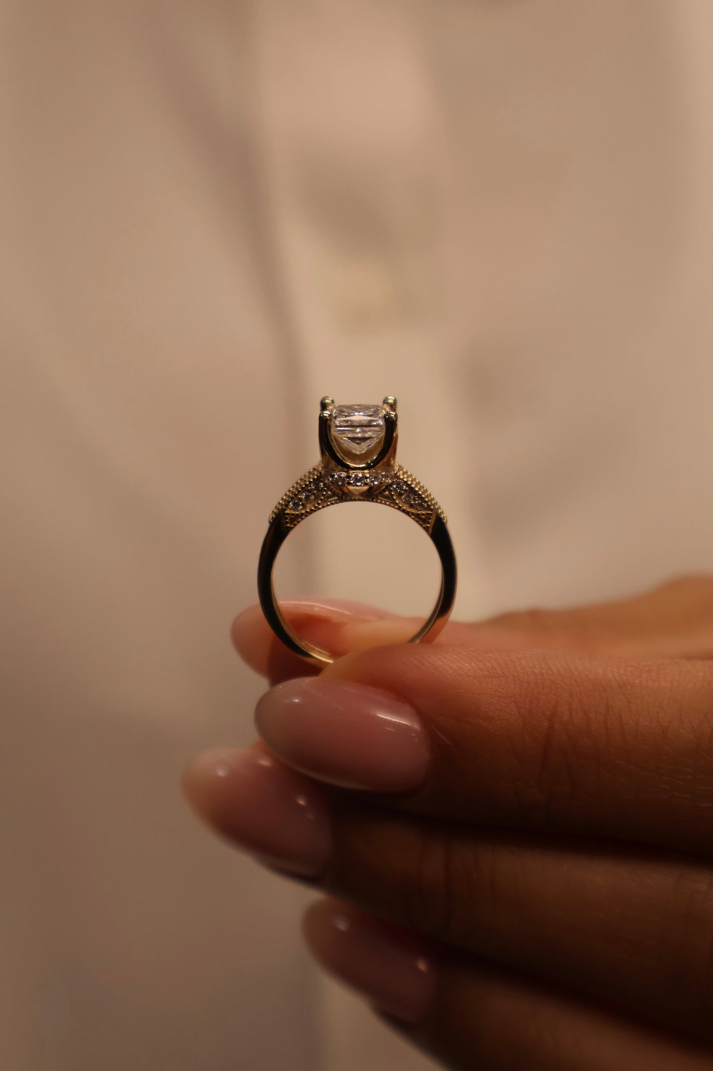 Anillo de compromiso en Oro